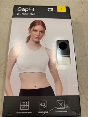 GapFit 2-Pack White Sport Bras - Size S NEW